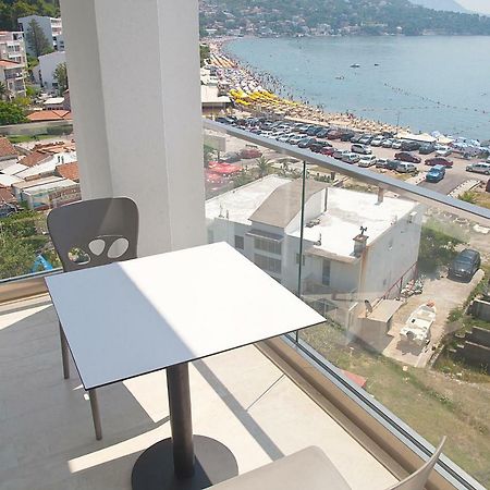 Mariner 602 Appartement Sutomore Buitenkant foto