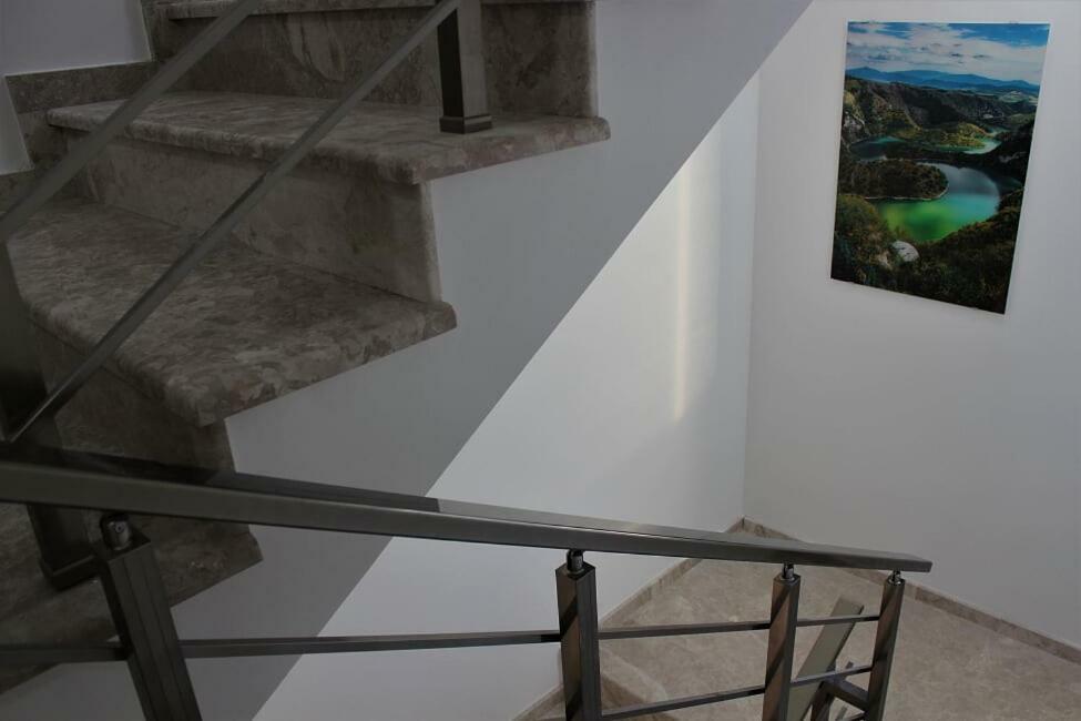 Mariner 602 Appartement Sutomore Buitenkant foto